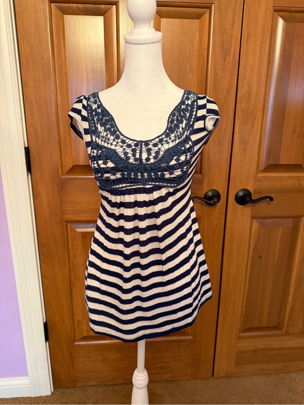 Wet Seal Blue And White Stripe Babydoll Top Lace Neckline Women’s Small